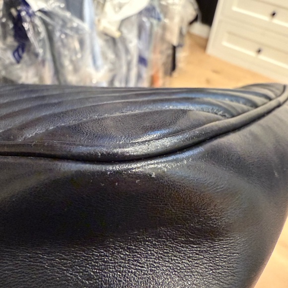 Authentic YSL Medium Black Camera Bag - Picture 9 of 10